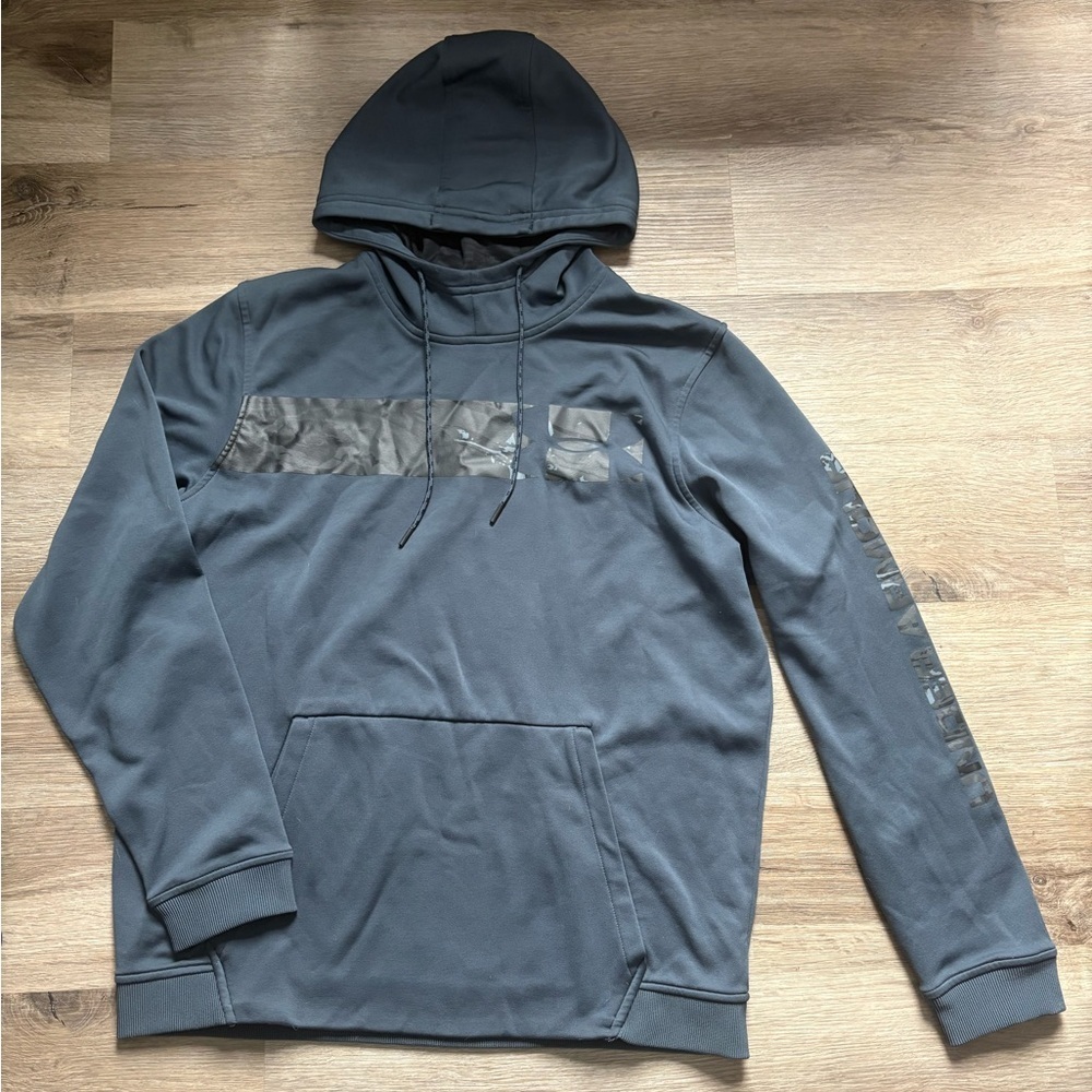 Men’s blue & camo print Under Armour Loose Fit Hoodie